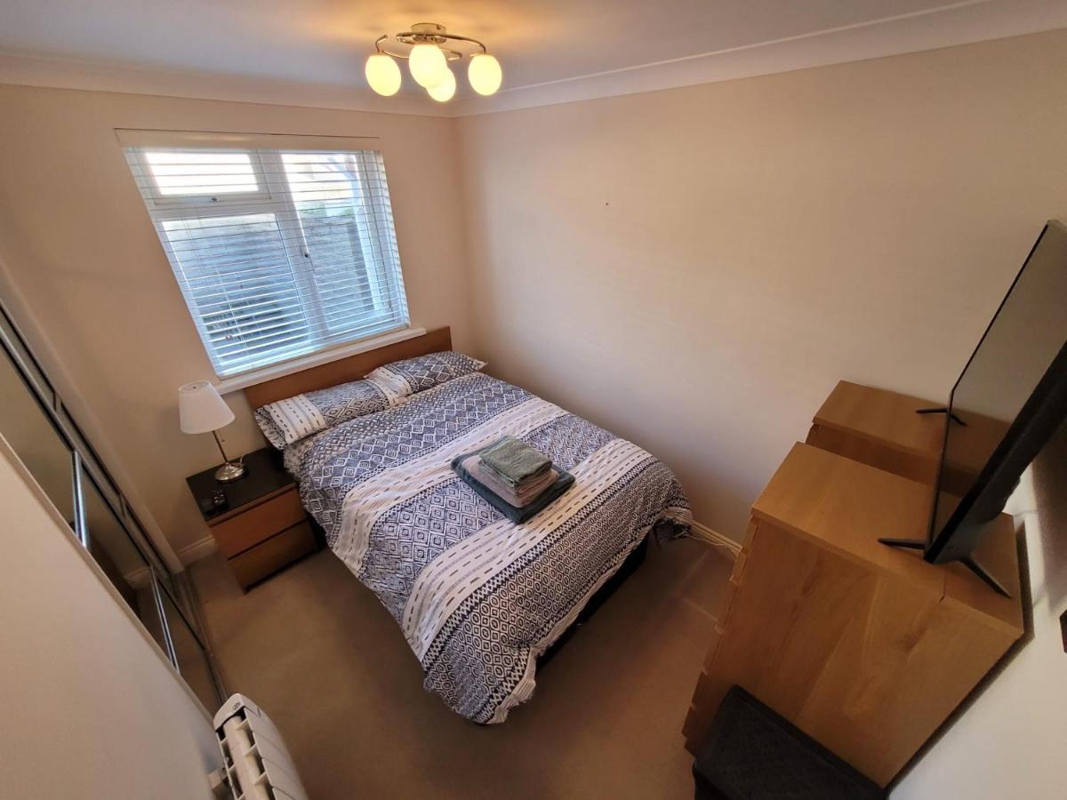 The Mumbles - Bungalow - 2 Bedrooms - Pet Friendly Swansea Ngoại thất bức ảnh