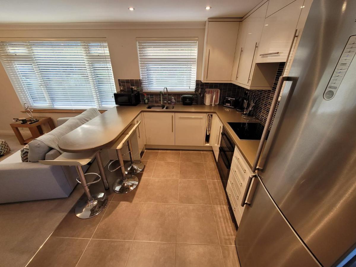 The Mumbles - Bungalow - 2 Bedrooms - Pet Friendly Swansea Ngoại thất bức ảnh